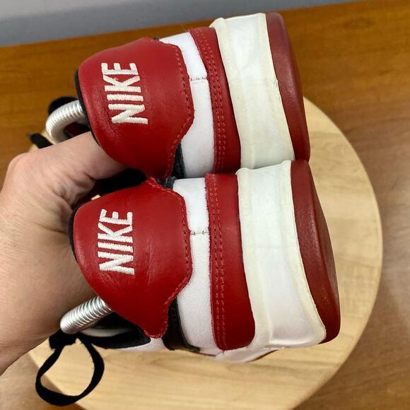 VINTAGE 2002 Nike ACE '83 Mens Sz 9 Women’s 10.5 Chicago Bulls Jordan 1 Colorway - Picture 10 of 15